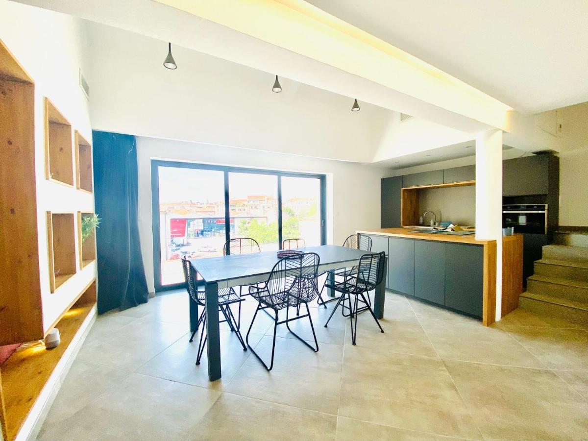 Ferienwohnung Duplex 120M2 Terrasse Vue Sur Nîmes Exterior foto