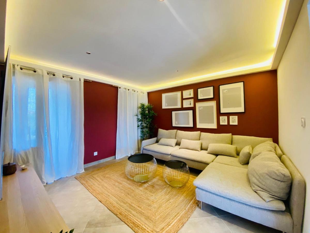 Ferienwohnung Duplex 120M2 Terrasse Vue Sur Nîmes Exterior foto