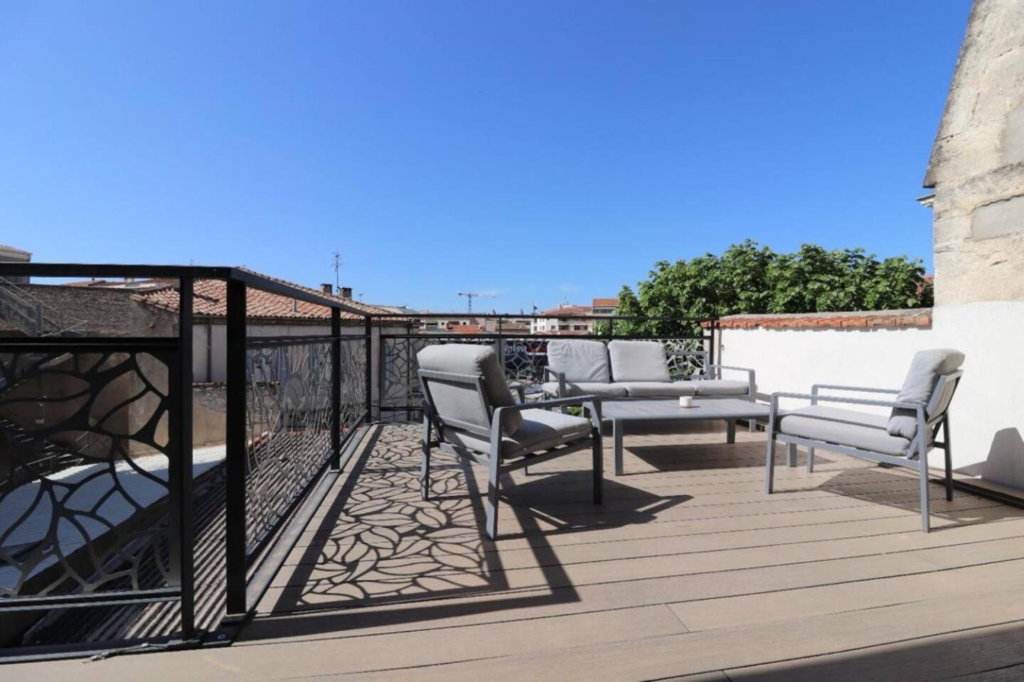 Ferienwohnung Duplex 120M2 Terrasse Vue Sur Nîmes Exterior foto